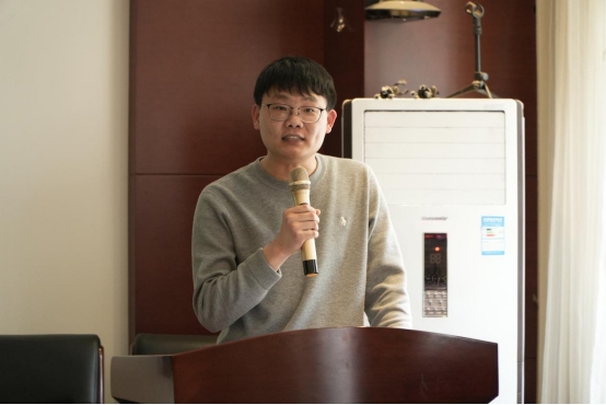 激光制造研究所科普专家团走进郑州工程技术学院开展科普讲座